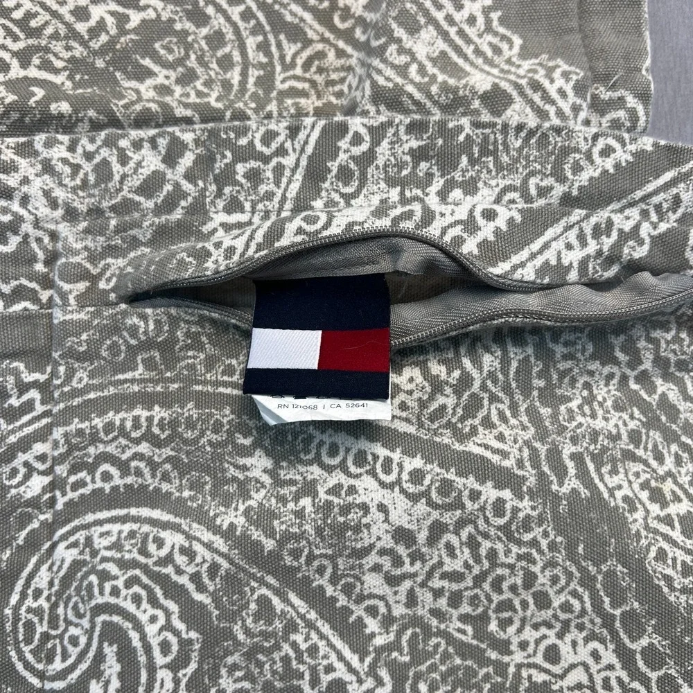Set of 2 Tommy Hilfiger Paisley Lumbar Pillows Cover Gray 100% Cotton 20